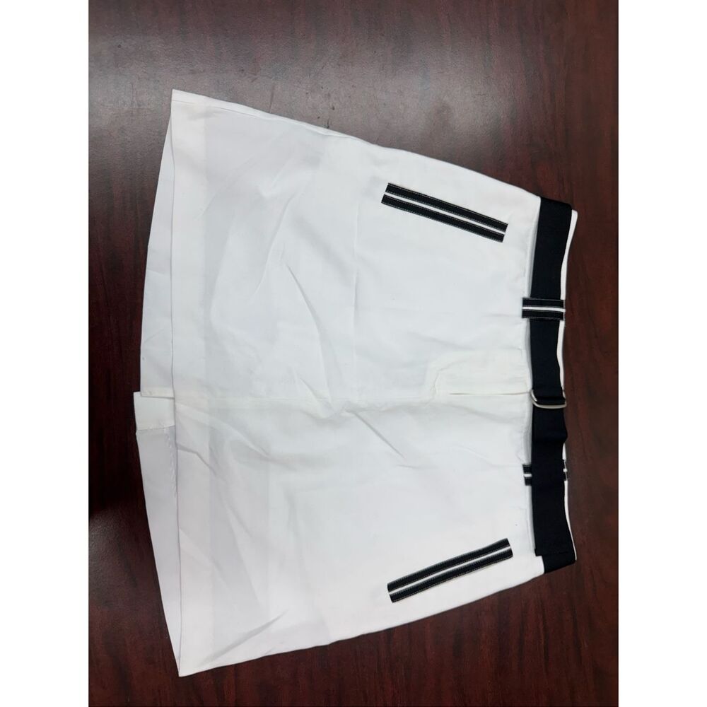 NWT Izod XFG Pro Series White Golf Skort with Belt Size 4